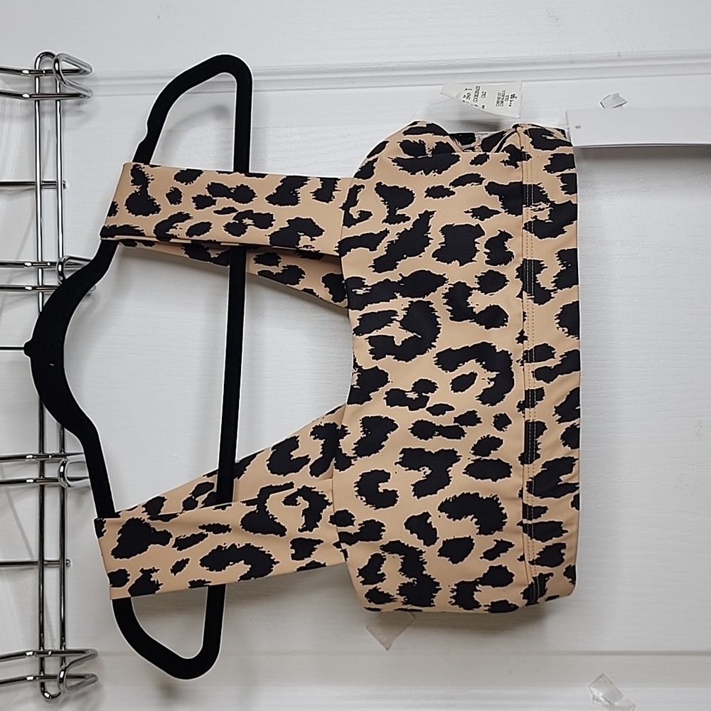 ALL FENIX- ANTHROPOLOGIE Cheetah Sports Bra, Size Large NWT